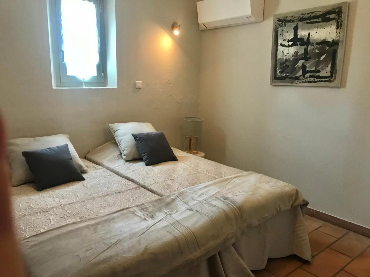Chateau Saint-Pierre De Mejans Puyvert Habitación foto